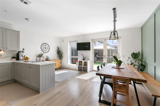 25 Gandon Crescent, Lucan, Co. Dublin