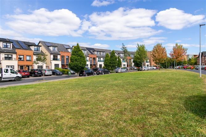 25 Gandon Crescent, Lucan, Co. Dublin
