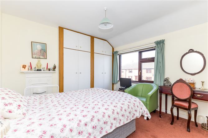 17 Kilkieran Road, Cabra, Dublin 7
