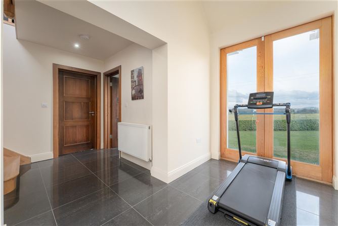 10 Oak Park, Narraghmore, Kildare