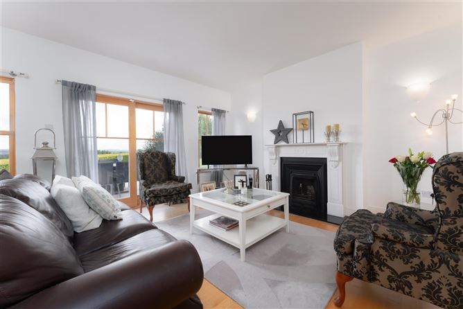 10 Oak Park, Narraghmore, Kildare