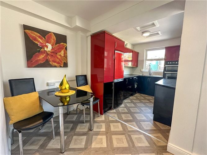 77 Corrib Park, Newcastle, Galway