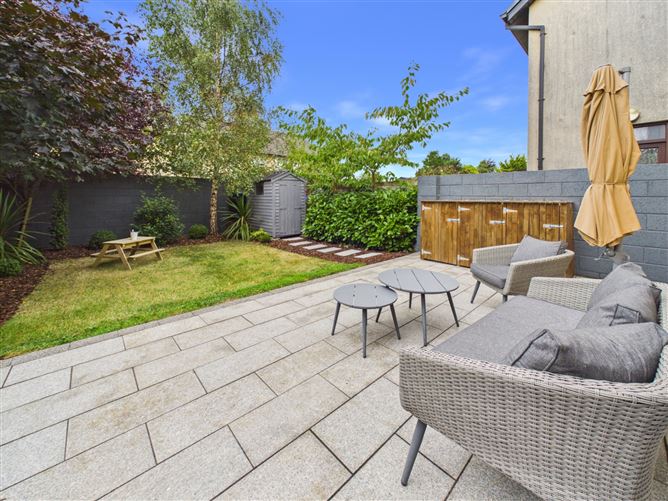 Photo 22 of 29 — 27 Farnamurray Close, Nenagh, Co. Tipperary