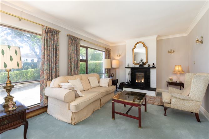 19 Cornelscourt Hill Road, Foxrock, Dublin 18