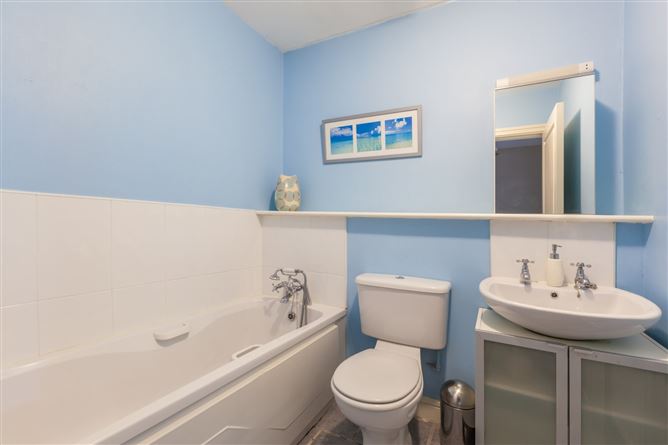 15 Mayeston Lawn, Finglas, Dublin 11