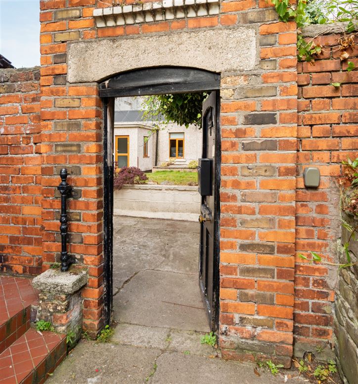 4 Ivy Terrace, Cork Street, Dublin 8