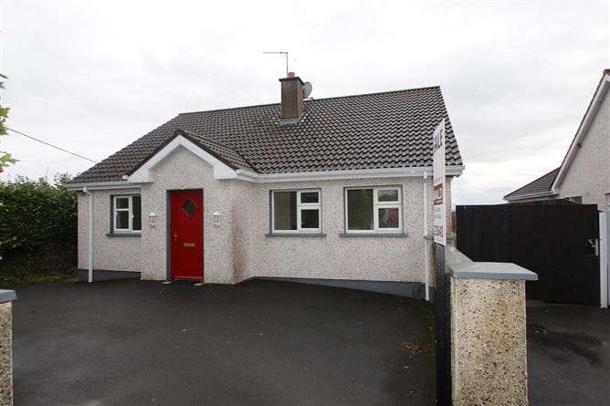 Main image for Rose Cottage, Coolagarry, Walsh Island, Tullamore, Offaly