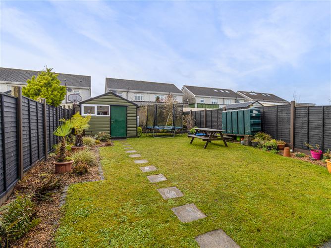 8 Castlebawn, Kilmeage, Kildare