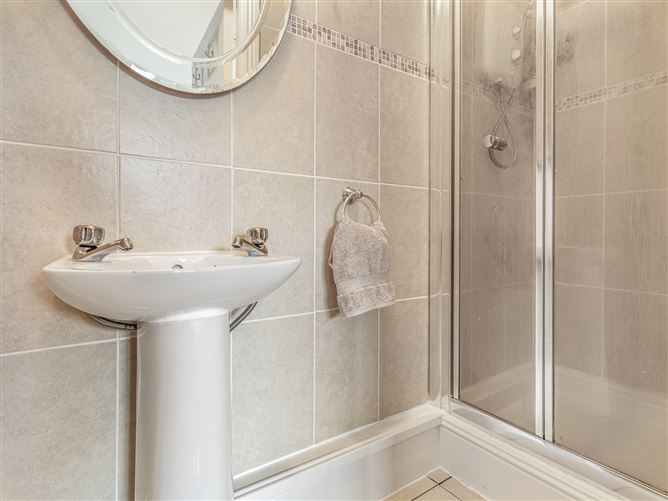8 Castlebawn, Kilmeage, Kildare