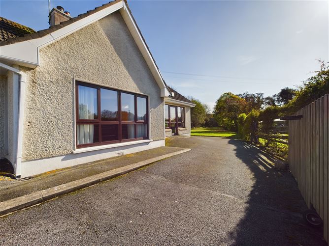 Elm Wood, Ballinattin, Tramore, Waterford