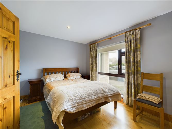 Elm Wood, Ballinattin, Tramore, Waterford