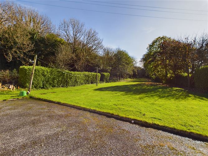 Elm Wood, Ballinattin, Tramore, Waterford