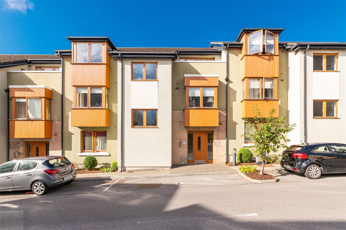 17 Granitefield Mews, Granitefield Manor, Rochestown Avenue, Dun Laoghaire, County Dublin