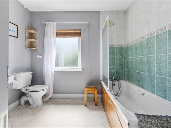 7 Rathcallan Woods, Ladysbridge, Cork