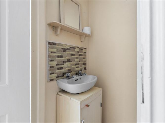 7 Rathcallan Woods, Ladysbridge, Cork