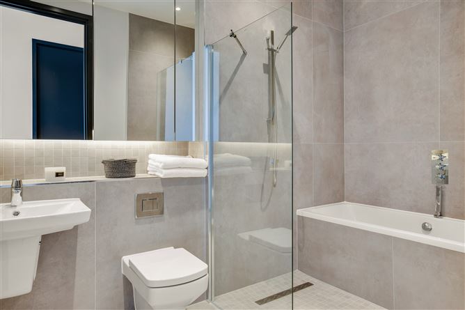 Three bedroom penthouse @ Opus, 6 Hanover Quay, Grand Canal Dk, Dublin 2