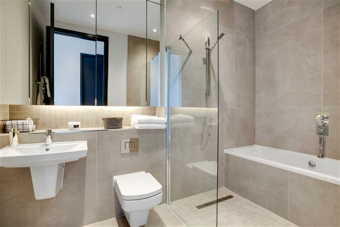 Three bedroom penthouse @ Opus, 6 Hanover Quay, Grand Canal Dk, Dublin 2