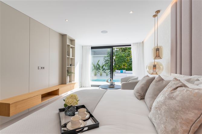 Spain, Marbella, Marbella Este - COSTA-00918P