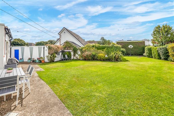https://photos-a.propertyimages.ie/media/5/5/8/4952855/83f1813a-d0ff-45f8-b6ad-a3eba3fd95d4_l.jpg