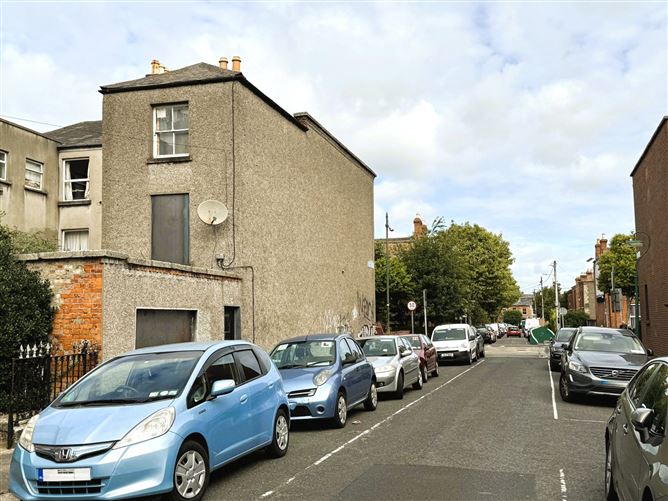 33 South Circular Road, Dublin 8