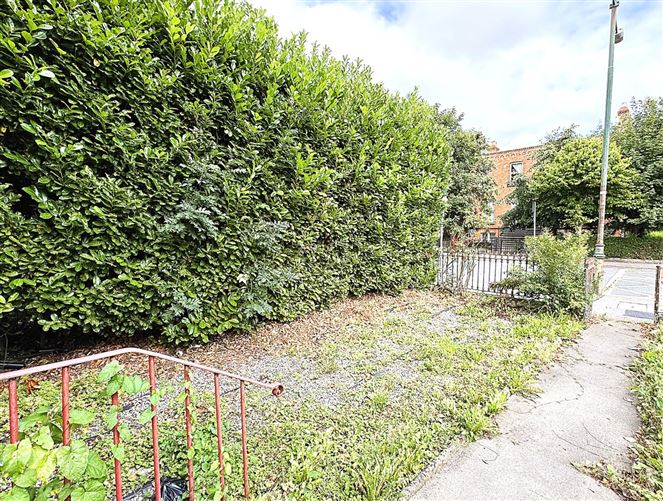 33 South Circular Road, Dublin 8