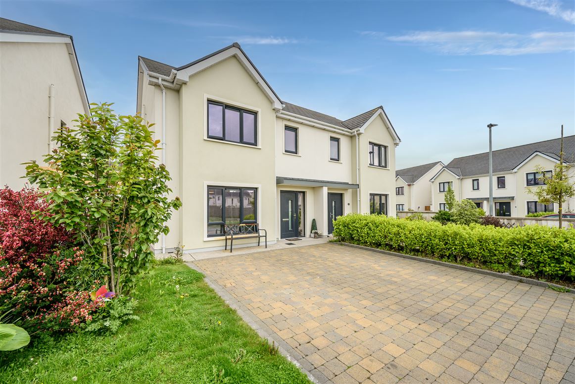 19 The Square, Elmbury, Carrigtwohill, Cork