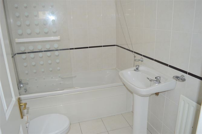 64 Cromwellsfort Avenue, Wexford Town, Wexford