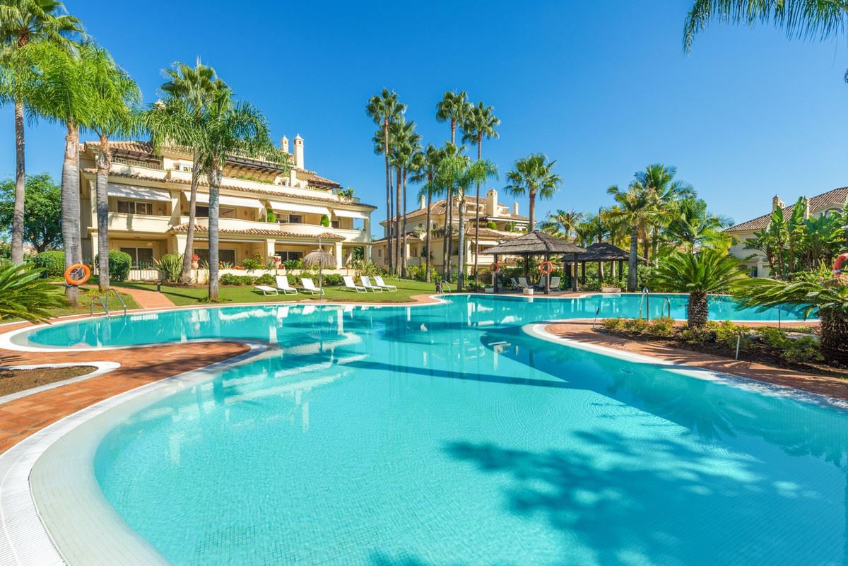 {name:Malaga, codeiso:MA}, Marbella, Nueva Andalucia, Las Alamandas, Spain - COSTA-00976P