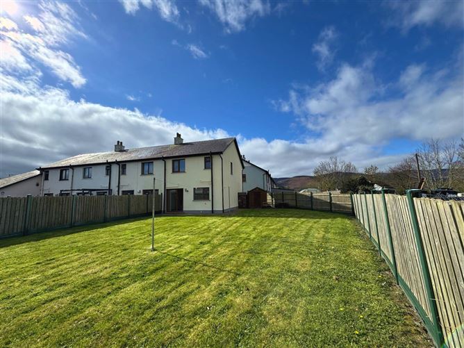 13 Pairc Ard, Newcastle, County Tipperary
