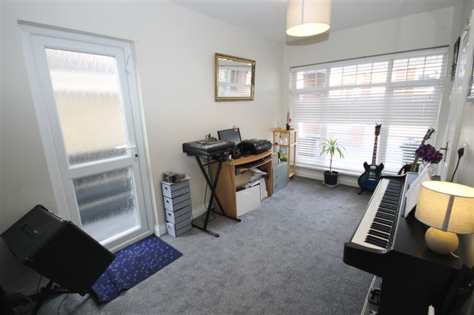 31 Gleann Na Smol, Oldbawn, Dublin 24