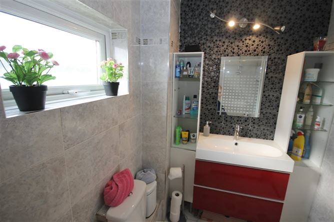 31 Gleann Na Smol, Oldbawn, Dublin 24