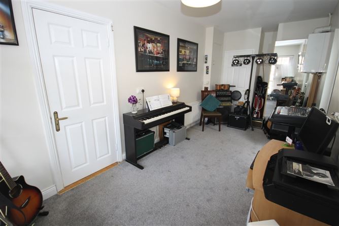 31 Gleann Na Smol, Oldbawn, Dublin 24