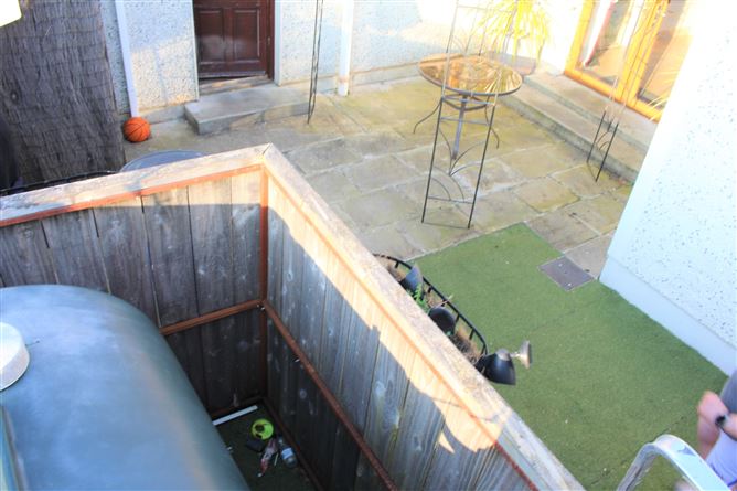 6 Beechmount, Carnew, Wicklow