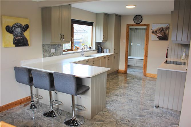 6 Beechmount, Carnew, Wicklow