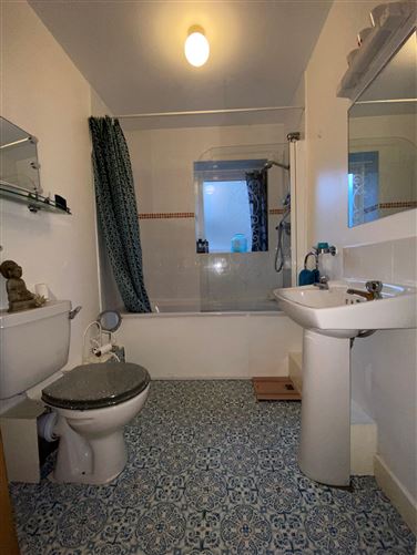 Apt 8 Penrose House, Penrose Lane, Waterford City, Waterford