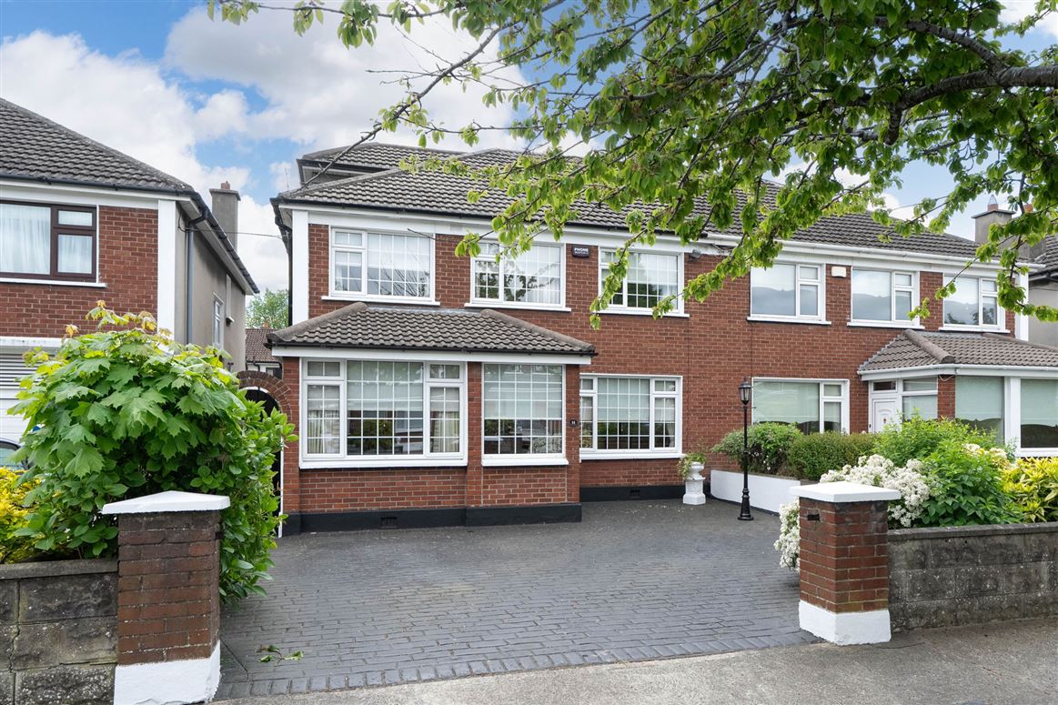 14 Glendown Lawn, Templeogue, Dublin 6W
