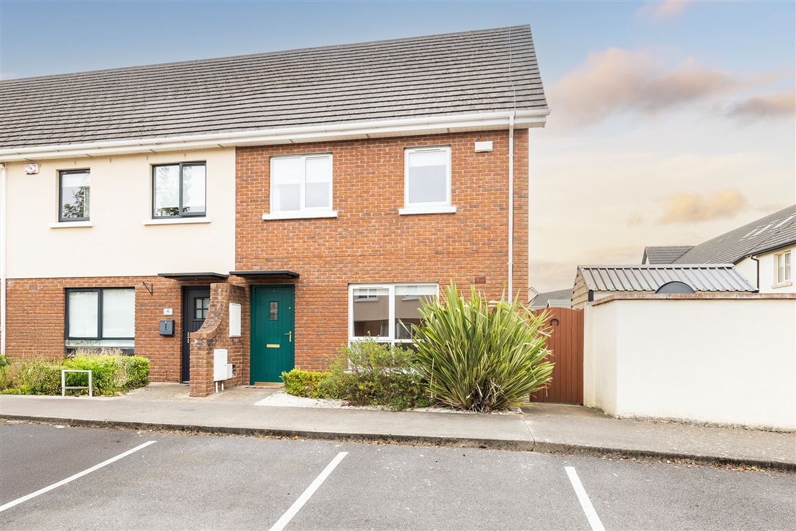 2 Barnwell Green, Hansfield, Clonsilla, Dublin 15