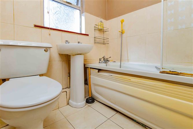 27 Colepark Avenue, Ballyfermot,   Dublin 10