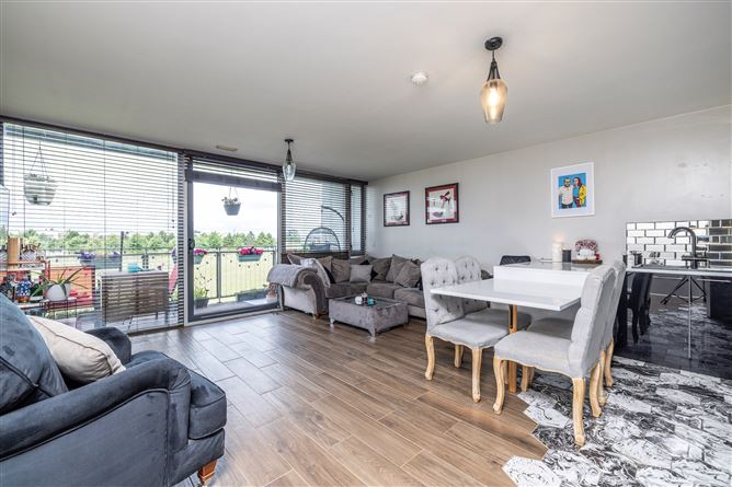 https://photos-a.propertyimages.ie/media/5/6/0/4942065/a64f7b8e-8c74-44a9-ae66-df7ad594b258_l.jpg
