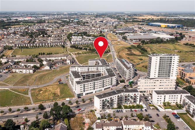 https://photos-a.propertyimages.ie/media/5/6/0/4942065/a64f7b8e-8c74-44a9-ae66-df7ad594b258_l.jpg