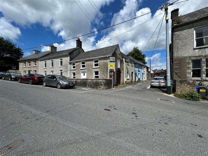 Photo 34 of 34 — 'Cobwebs' John Street, Killaloe, Clare