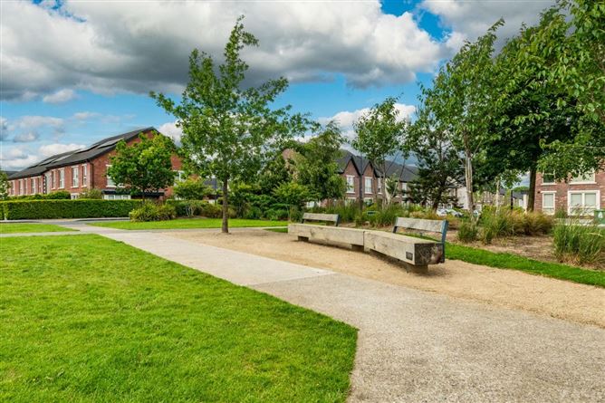 Photo 43 of 51 — 10 Oak Park Ave, Naas, Kildare