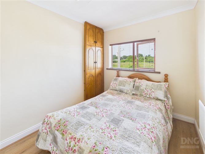 Photo 15 of 22 — 6 The Green, Clara, Co. Offaly