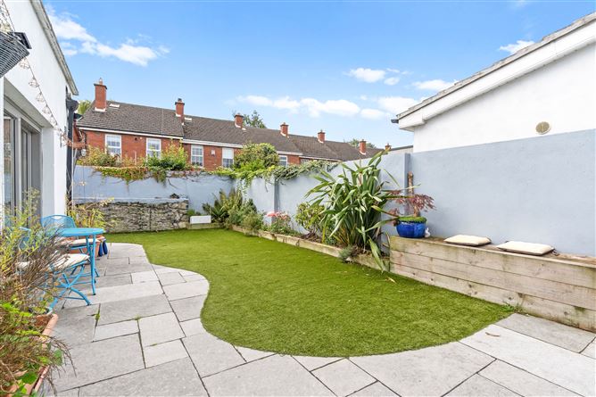 33 Ravensdale Drive, Kimmage,   Dublin 12