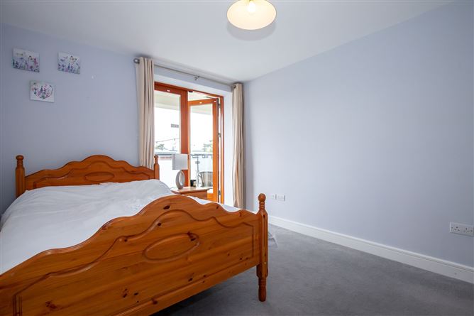 Apartment 21 Carmanhall Court, Sandyford, Dublin