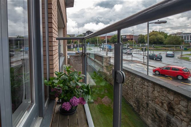 Apartment 21 Carmanhall Court, Sandyford, Dublin