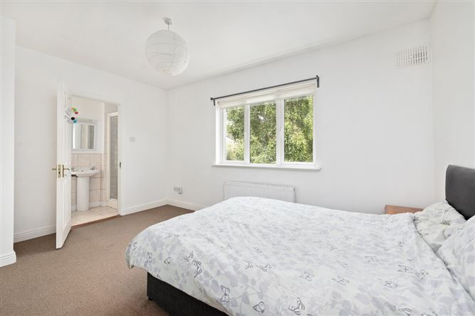 16 The Street, College Farm, Newbridge, Kildare