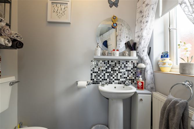 No. 60 Ard Alainn, Castlebridge, Wexford