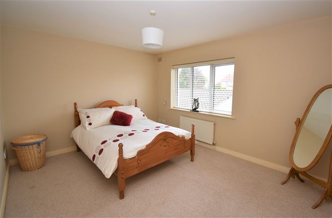 72 Upper Clevedon, Carrigaline, Cork