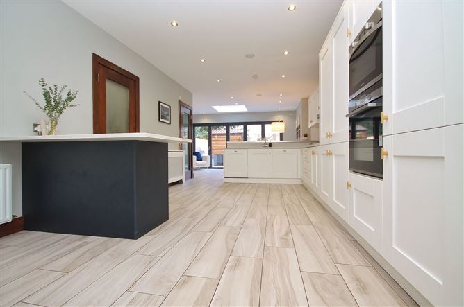 5 Brownsbarn Wood, Kingswood, Dublin 22
